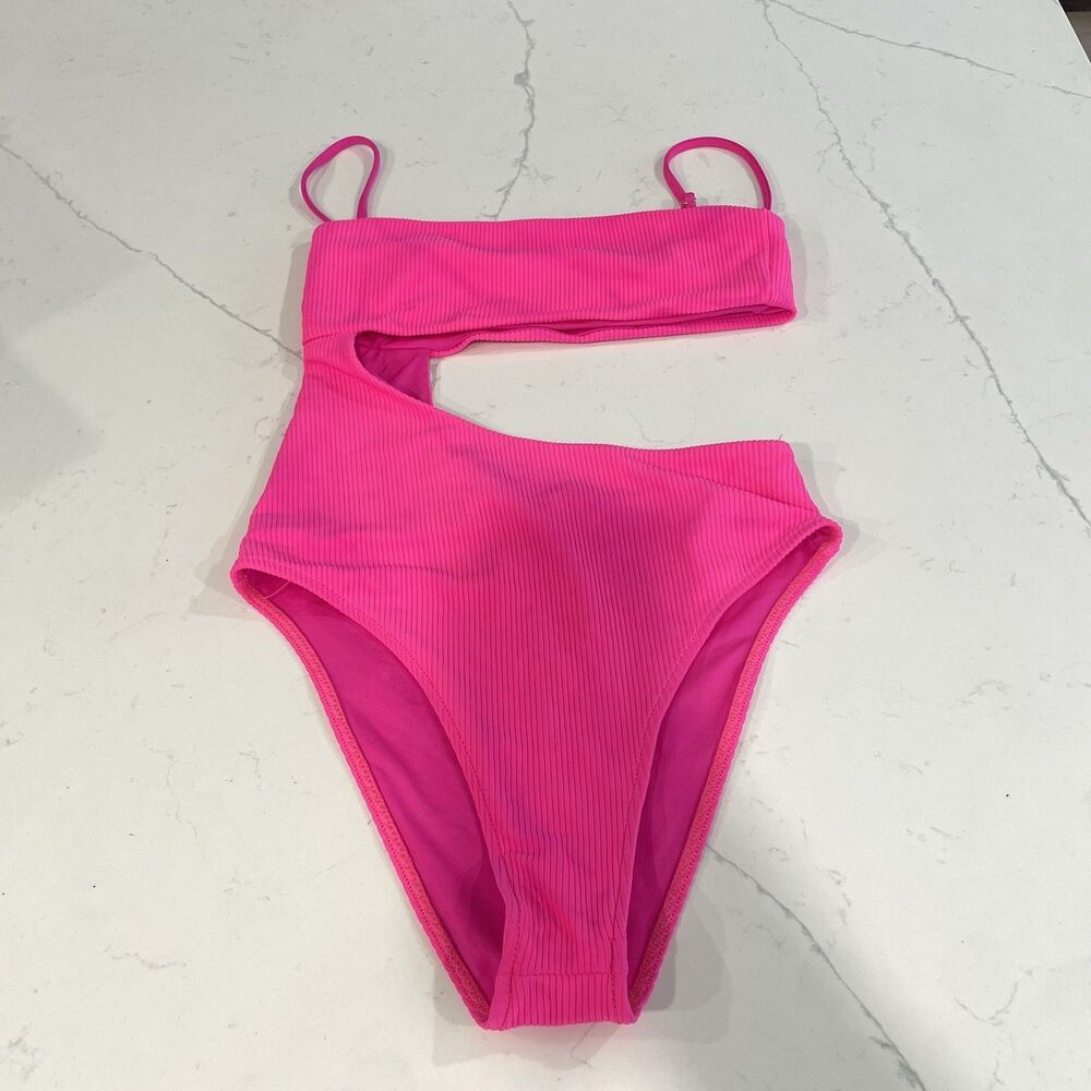Frankie’s Bikinis Carter One Piece Sz M Beach Resort Vacation